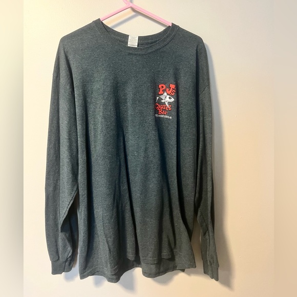 Gildan Gray and Red Long Sleeve Tee with Cartoon Fish Graphic XL unisex - Picture 1 of 5